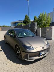 Hyundai Ioniq 6 �R .MAJITEL 77kW BATERKA