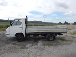 Nissan Trade 3.0 D 63 kw