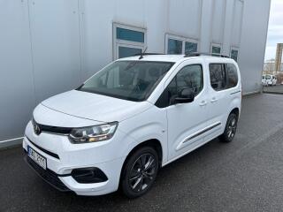 Toyota ProAce City Verso 1.2T,81kw,Family,7m�st,1maj.�R