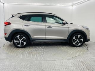 Hyundai Tucson 2,0 CRDi 136kW 4x4 Premium - náhled 24