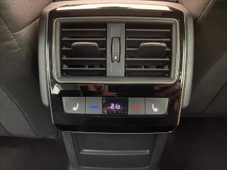 Škoda Superb 2,0 TDI 110kW Ambition DSG - náhled 18