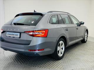 Škoda Superb 2,0 TDI 110kW Ambition DSG - náhled 2