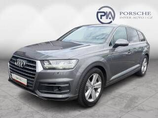 Audi Q7 3.0TDi S-Line Quattro 7m�st