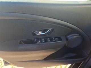 Renault Fluence (2014) 1.6 SCe 82 kW Life - náhled 17