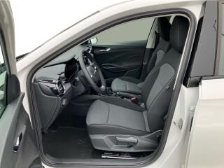 Škoda Fabia 1,0 MPI 59 kW Selection - náhled 11