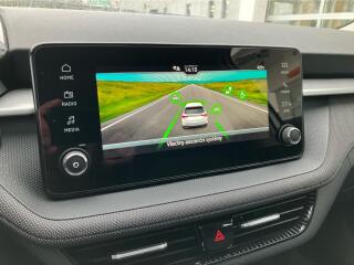 Škoda Fabia 1,0 MPI 59 kW Selection - náhled 16