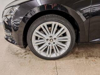 Škoda Superb (2024) 2.0 TSI 206 kW DSG 4x4 Style P - náhled 28
