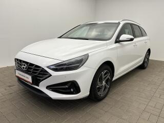 Hyundai i30 1.5 i Family Smart