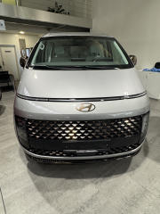 Hyundai Staria HEV 25 7LUX