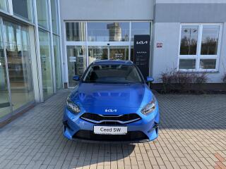 Kia Ceed SW 1.5 T-GDi TOP + BUS