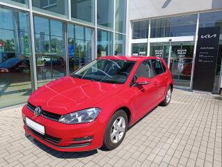 Volkswagen Golf 1.2 63kw �R 1.Majitel
