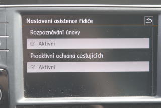 Volkswagen Golf Variant (2016) 1.4TSI 92kwCOMFORTLINE BMT NAV - náhled 21