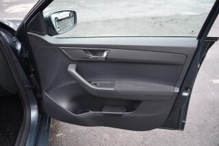 Škoda Fabia (2016) 1.2TSI 81kw AMBI ED. DRIVE TAŽ - náhled 39