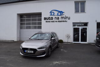 Hyundai i30 1.6CRDi 85kw STYLE 7�AUTOMAT