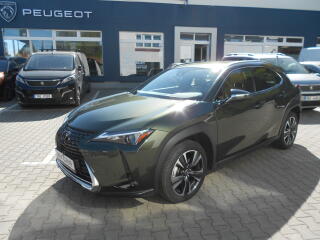 Lexus UX 250h �R 1.majitel 112kW