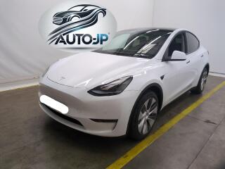Tesla Model Y Long Range AWD    P�IPRAVUJEME