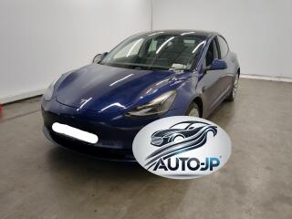 Tesla Model 3 RWD LED ACC       P�IPRAVUJEME