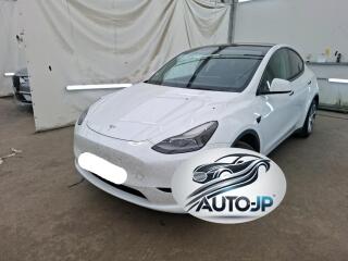 Tesla Model Y AWD Long Range    P�IPRAVUJEME