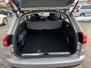 Citroën C5 (2010) Tourer Comfort 2.0 HDi 103kW - náhled 22