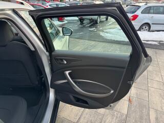 Citroën C5 (2010) Tourer Comfort 2.0 HDi 103kW - náhled 23