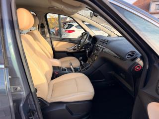 Ford S-MAX (2012) Titanium 2.2 TDCi 147kW - náhled 26