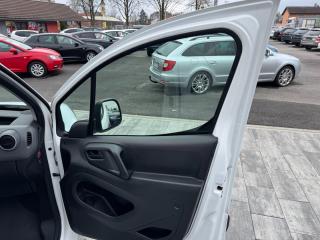 Citroën Berlingo (2018) 1.6 BlueHDi L1 - náhled 17