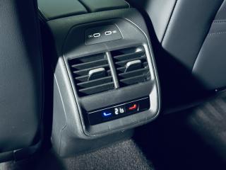 Volkswagen Passat (2025) 2.0TDI*TZ*MASAŽ*ACC*360*110KW* - náhled 33