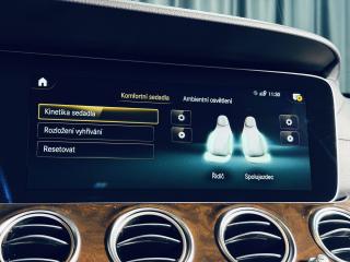 Mercedes-Benz Třídy E (2021) 450*4M*AMG*NEZ.TOP*AIRMATIC - náhled 33