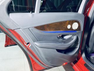 Mercedes-Benz Třídy E (2021) 450*4M*AMG*NEZ.TOP*AIRMATIC - náhled 35