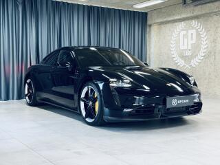 Porsche Taycan Turbo S*KERAMIKY*REZERVACE