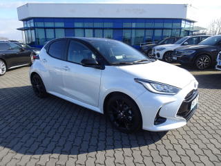 Toyota Yaris 1.5 Hybrid e-CVT Selection Sty