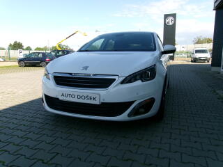 Peugeot 308 1.2i automat