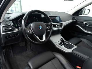 BMW Řada 3 (2021) 318d Touring - náhled 11