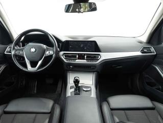 BMW Řada 3 (2021) 318d Touring - náhled 12