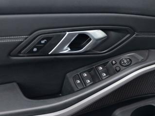 BMW Řada 3 (2021) 318d Touring - náhled 17