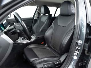 BMW Řada 3 (2021) 318d Touring - náhled 18