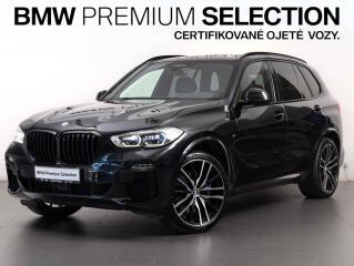 BMW X5 M50i