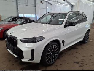 BMW X5 M60i