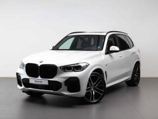 BMW X5 M50i