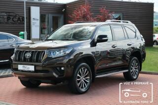 Toyota Land Cruiser 2.8 D-4D Executive Family 7m�s