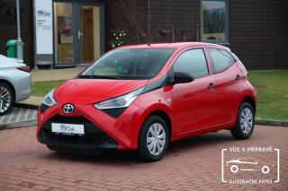 Toyota Aygo 1.0 VVT-i 5M/T x-cite + connec