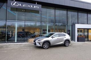 Lexus NX 300h ZLEVN�NO NX300h AWD PRESTIEGE