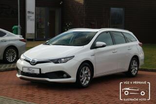 Toyota Auris 1.6 Valvematic 6M/T Selection