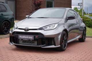 Toyota GR Yaris 1.6Turbo 8AT 4X4 Dynamic + VIP