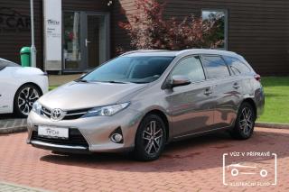Toyota Auris 1.33 Dual VVT-i 6M/T Live