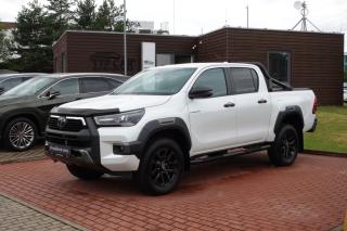 Toyota Hilux 2.8 D4-D Invincible JBL