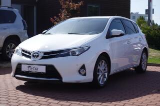 Toyota Auris 1.6VVTi 6M/T Active Business+C
