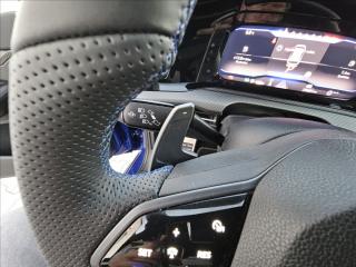 Volkswagen Golf 2,0TSi R 235KW 4Motion DSG - náhled 17