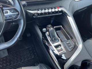 Peugeot 5008 1,2 PureTech  Allure Pack EAT8 - náhled 19