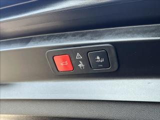 Peugeot 5008 1,2 PureTech  Allure Pack EAT8 - náhled 25